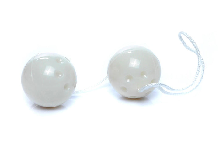 Kulki gejszy Duo-Balls B-Series EasyLove 21 cm białe - zdjęcie główne